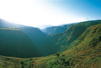 Ca��n formado por la quebrada Bordones, que divide el altiplano de San Jos� de Isnos.