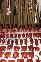 Artesan�as elaboradas en palo sangre, Brosimum rubescens.