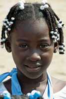 Los afrocolombianos descienden de diferentes etnias que fueron tra�das a Am�rica durante los siglos XVI a XVIII en calidad de esclavos. Actualmente son la poblaci�n mayoritaria del Choc� Biogeogr�fico.