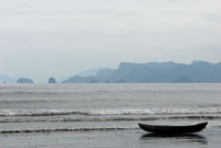 La Serran�a del Baud� se levanta abruptamente desde el fondo marino formando acantilados rocosos.