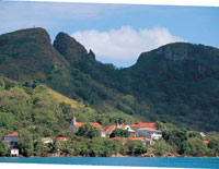 El monte Pick, con 360 msnm es la mayor elevaci�n de la isla de Providencia, cuya topograf�a escarpada contrasta con la de San Andr�s, donde predomina un paisaje b�sicamente plano.