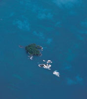 Pe��n Trigan�, uno de los muchos islotes que emergen en el interior del golfo.