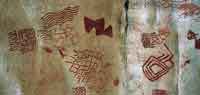 La compleja composici�n de pictograf�as plasmadas en las rocas de areniscas da testimonio de la ocupaci�n temprana en el r�o Guayabero