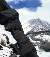 Ambiente paramuno periglaciar caracterizado por los fuertes cambios clim�ticos; estas fluctuaciones fueron m�s intensas en el pasado.